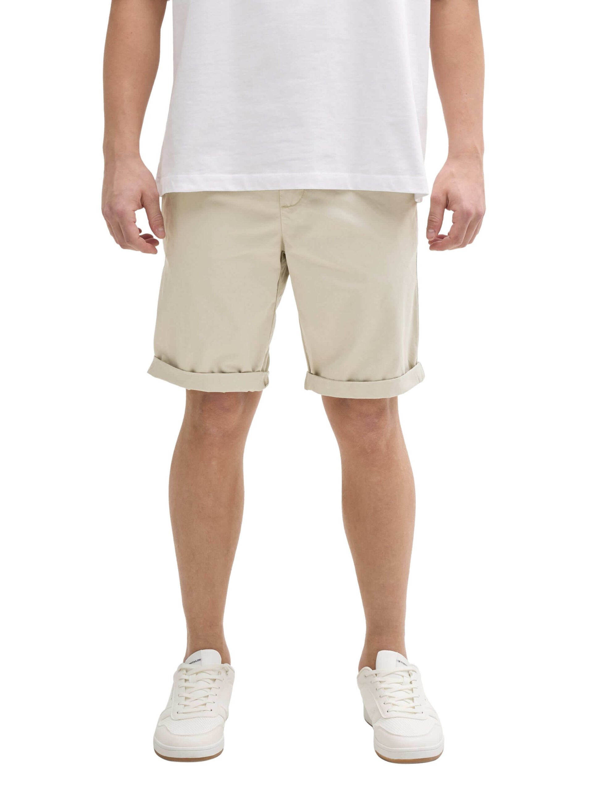 regular elastic waist shorts