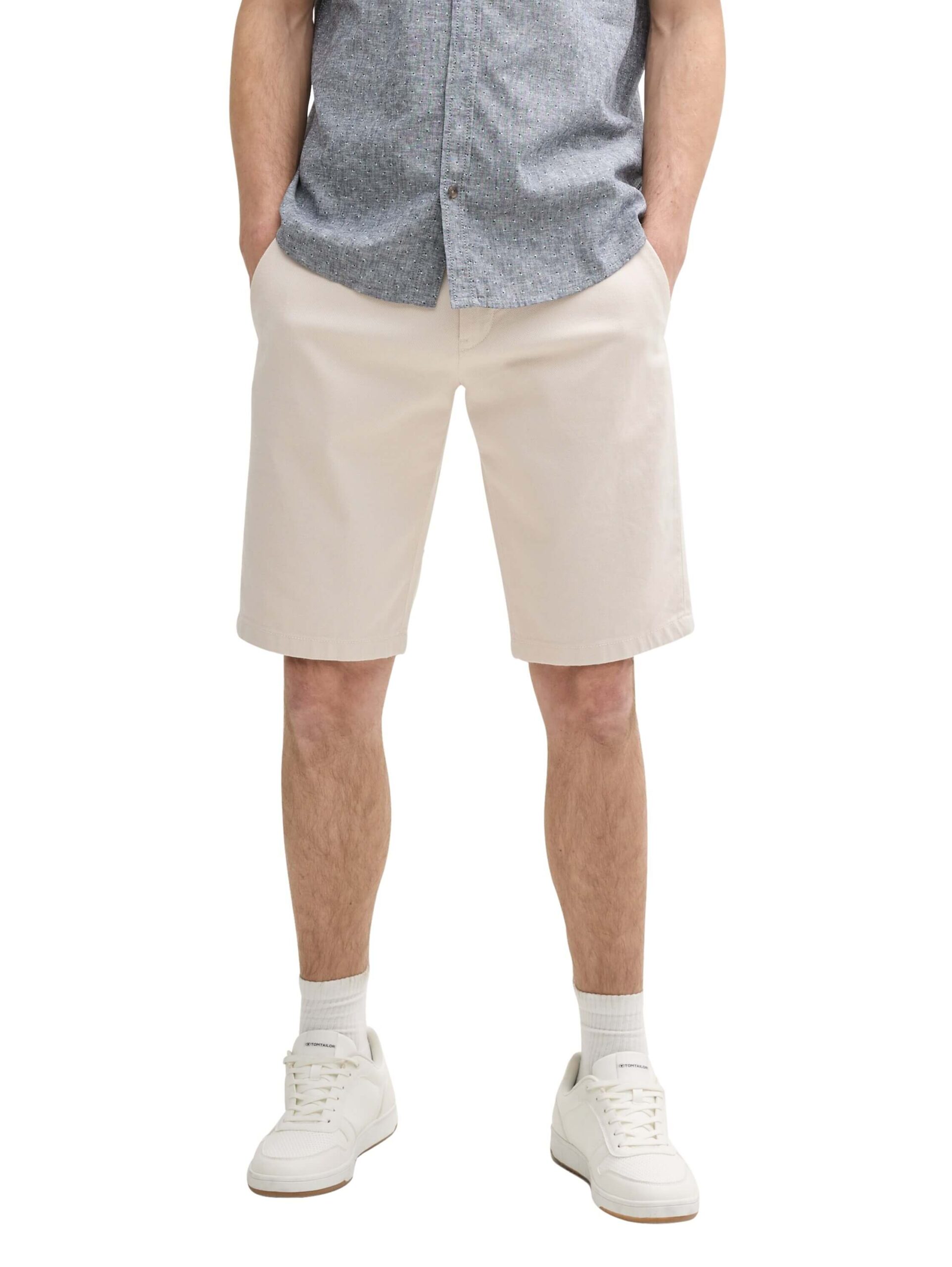 traveler slim chino shorts
