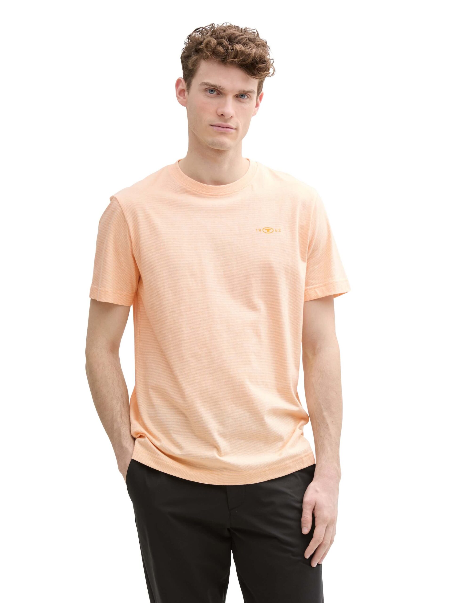 t-shirt with print