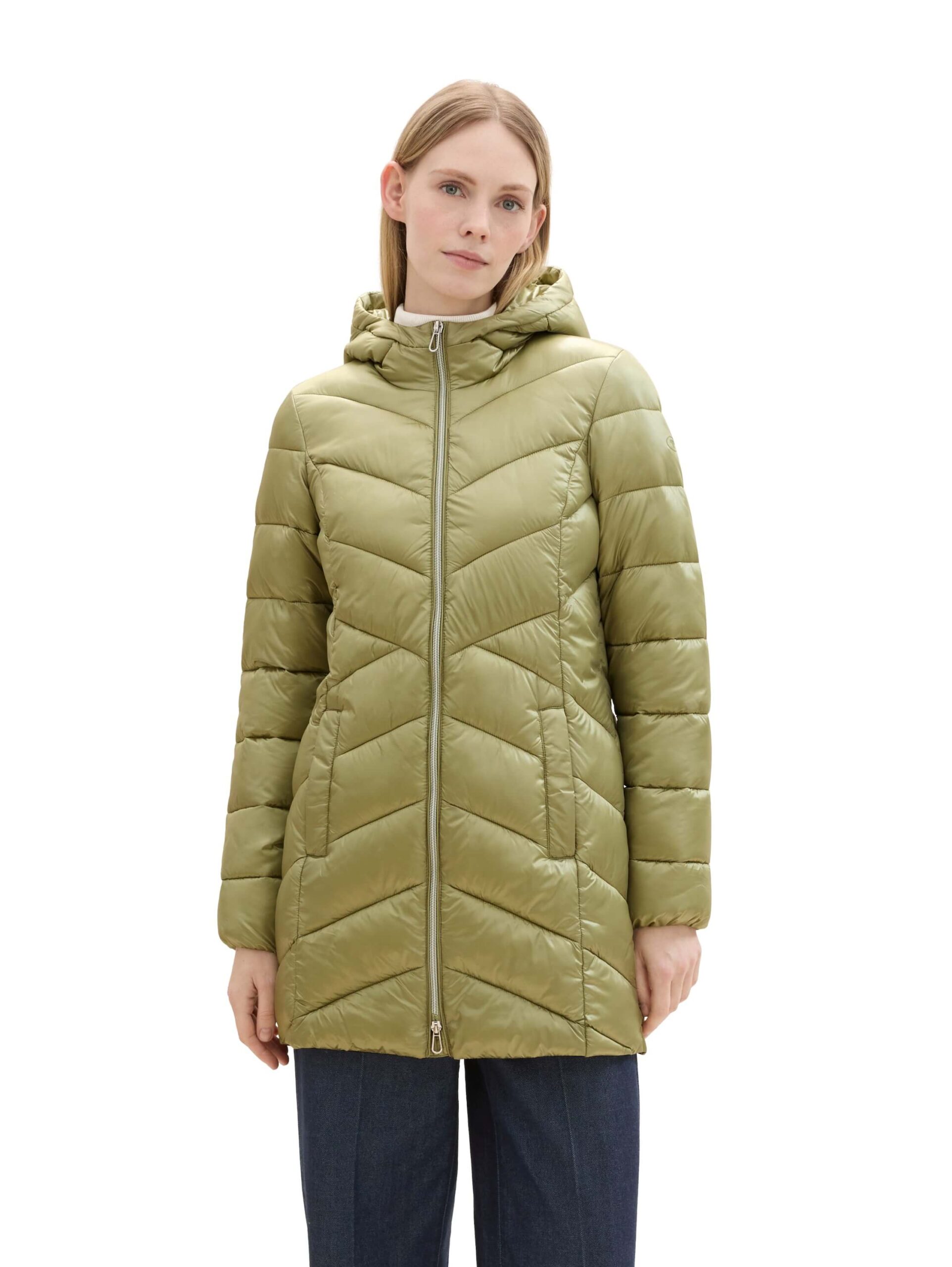 Lightweight coat