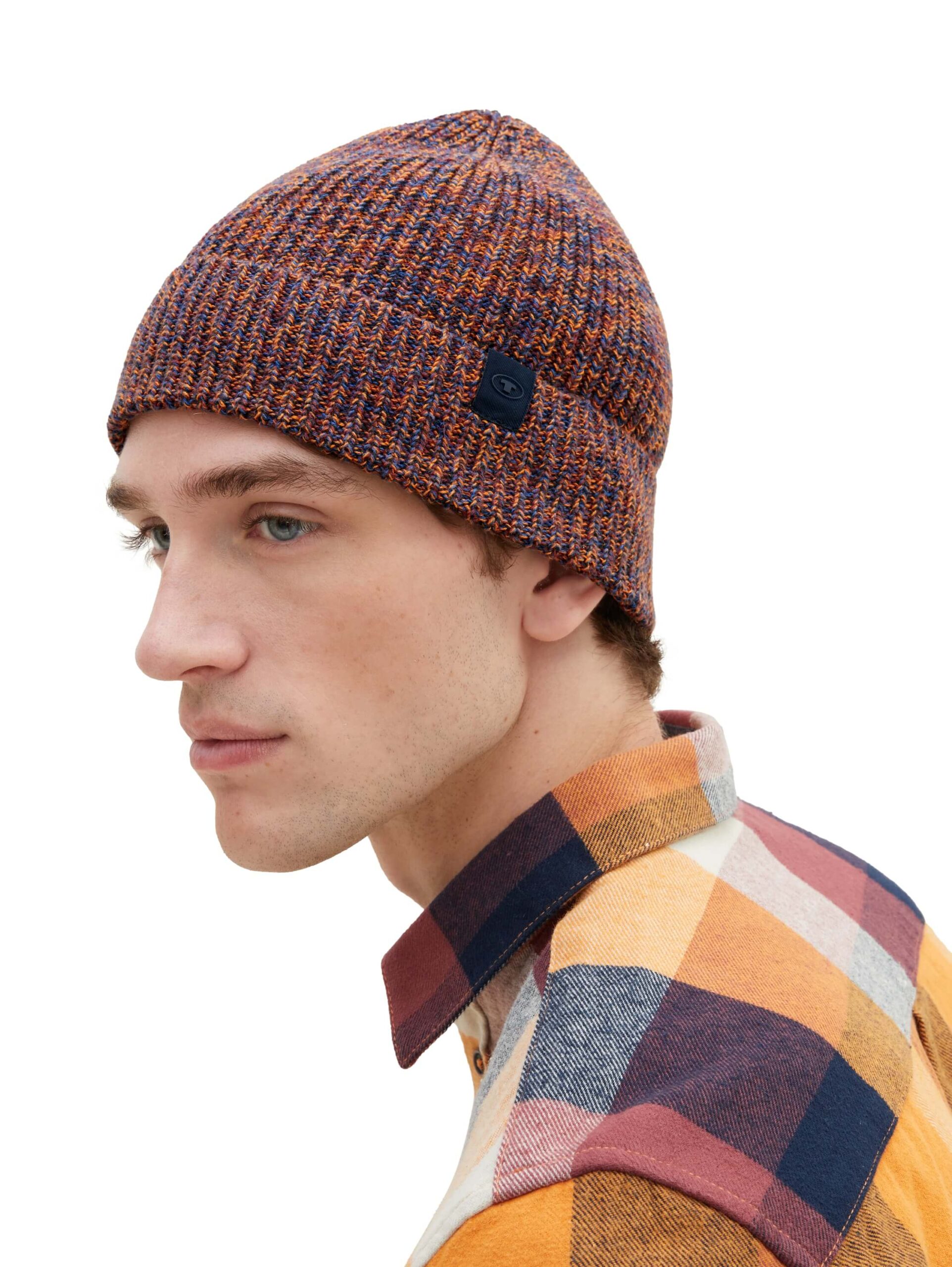 Basic knitted hat