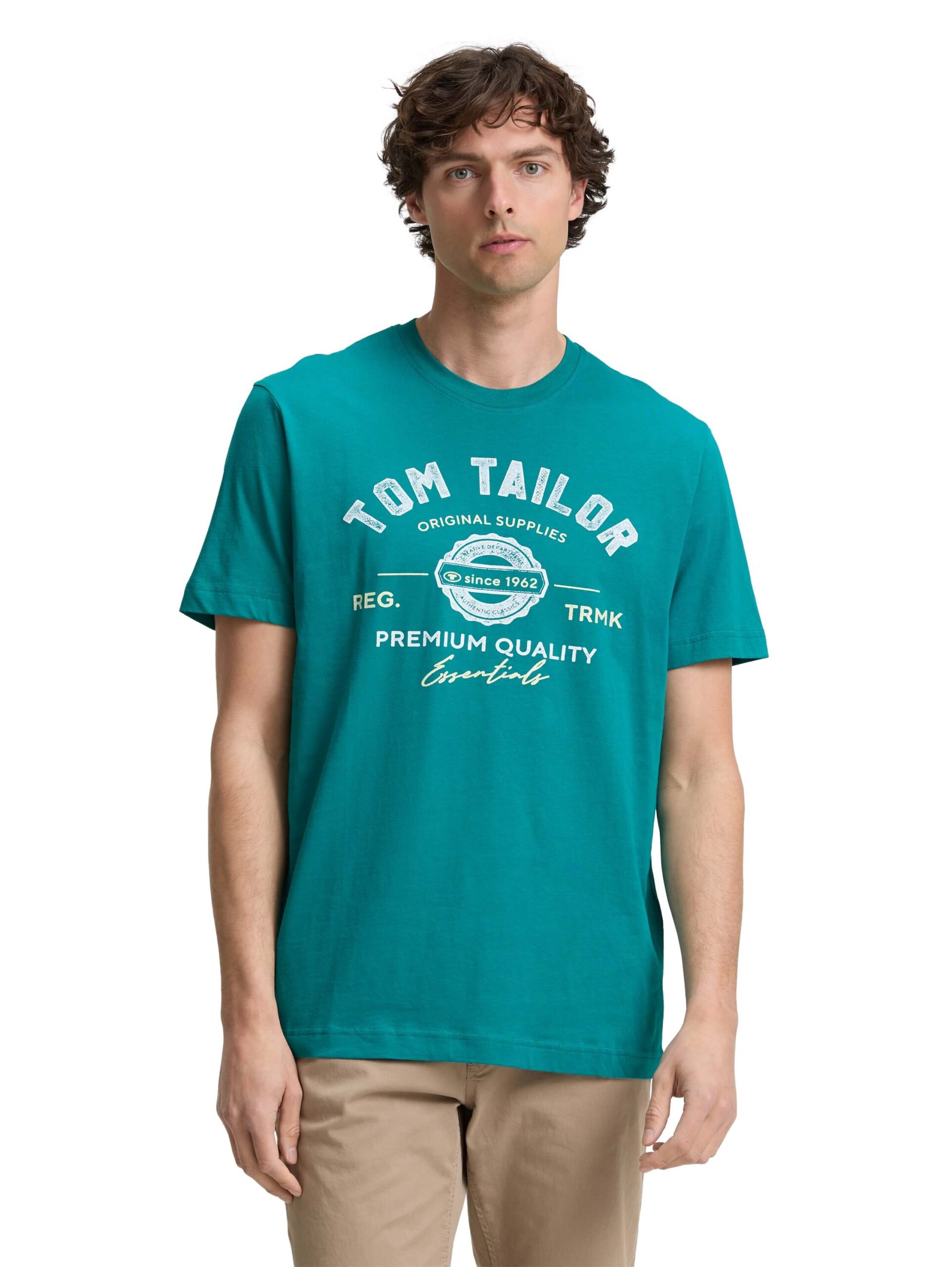 logo tee