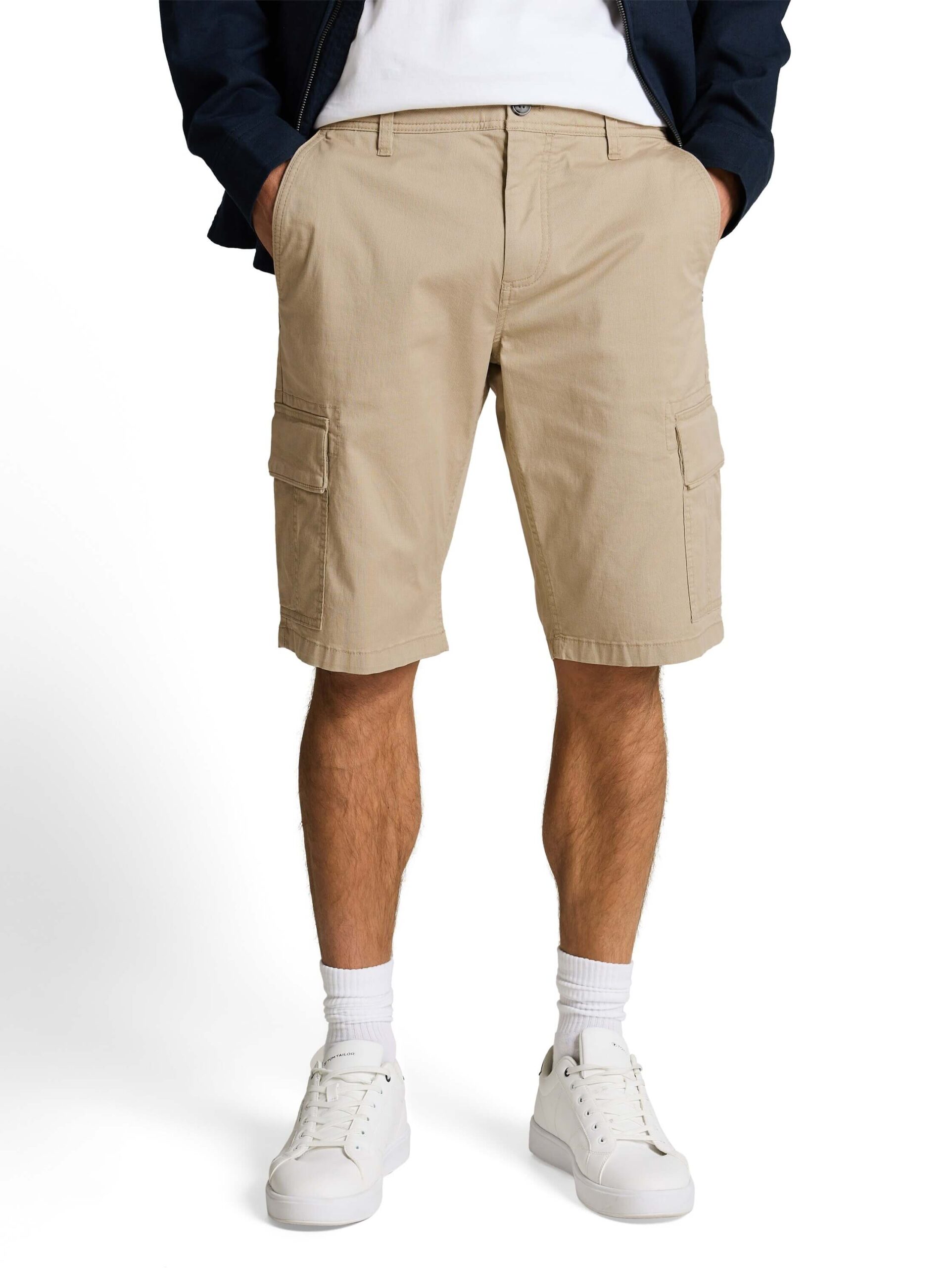 regular printed cargo short