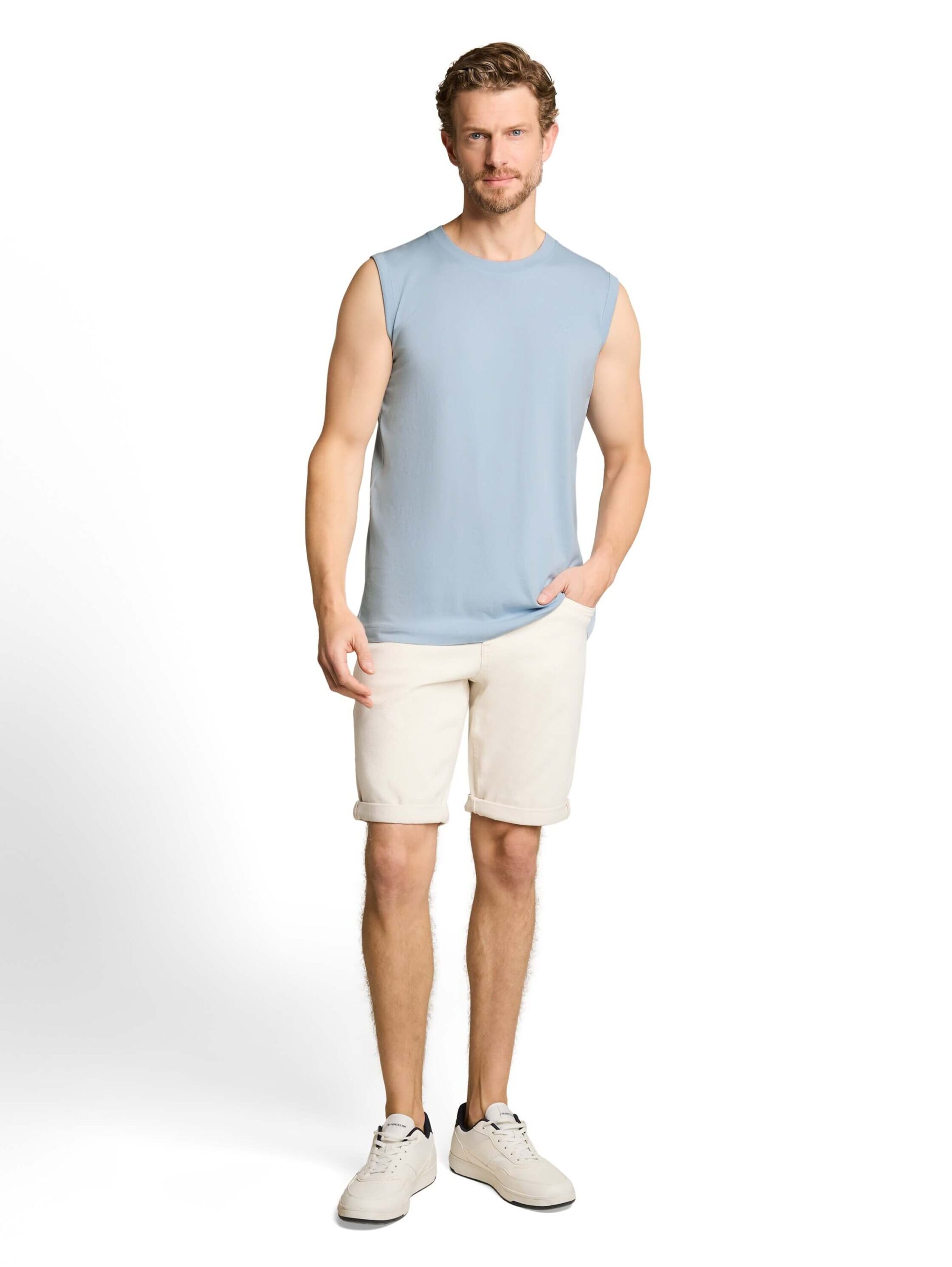 tanktop with embro