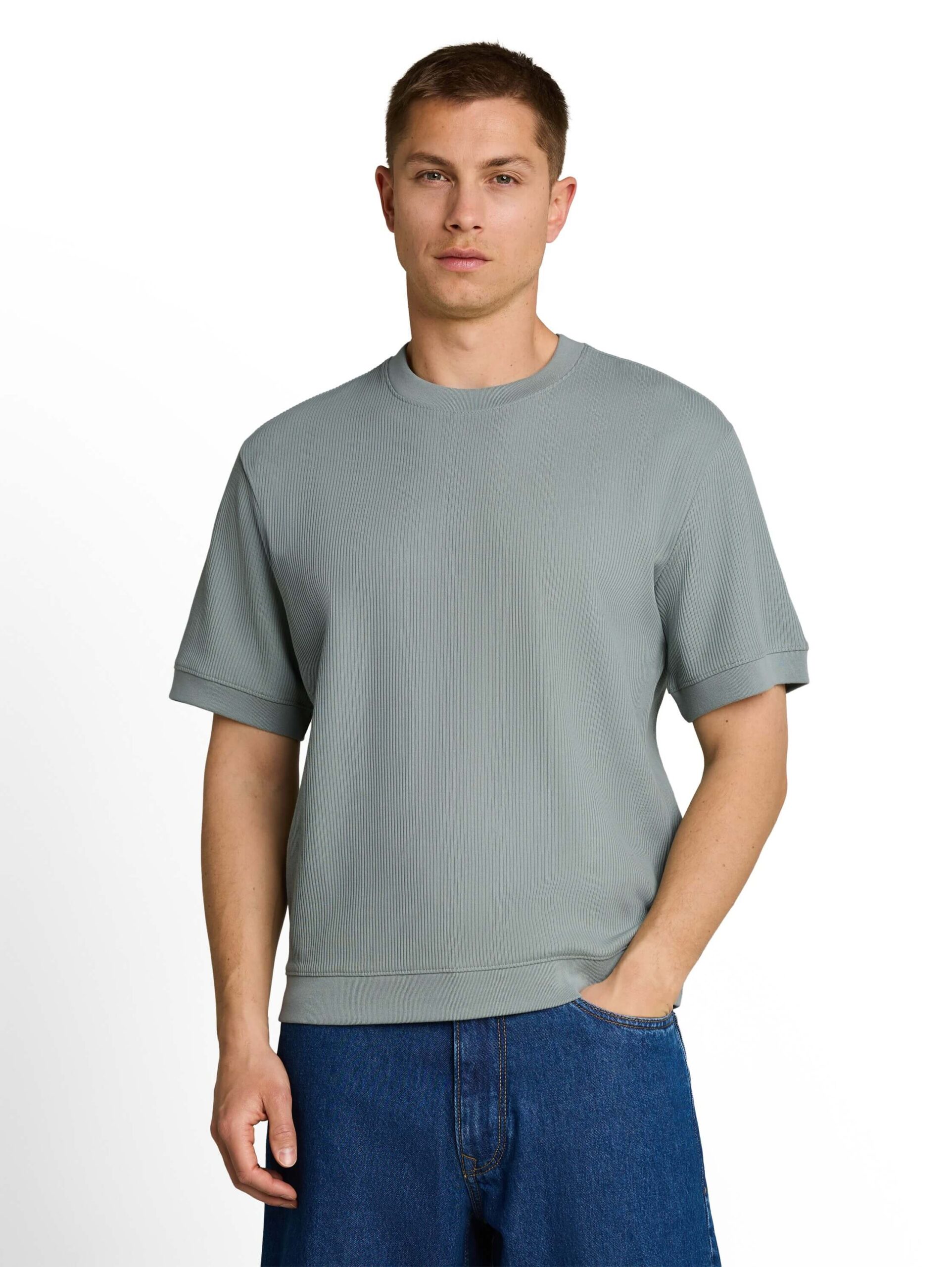relaxed structured sweat