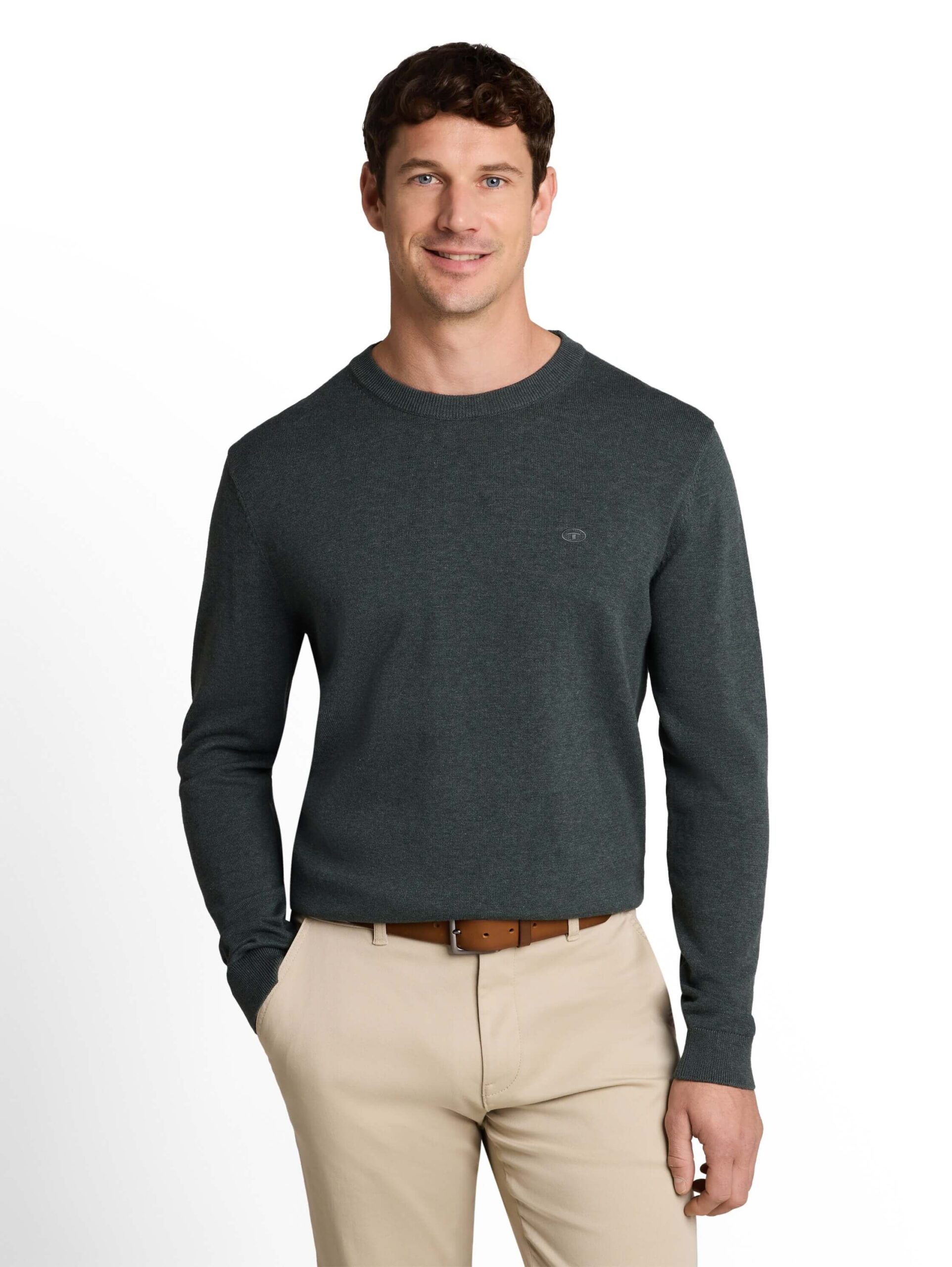 basic crewneck knit