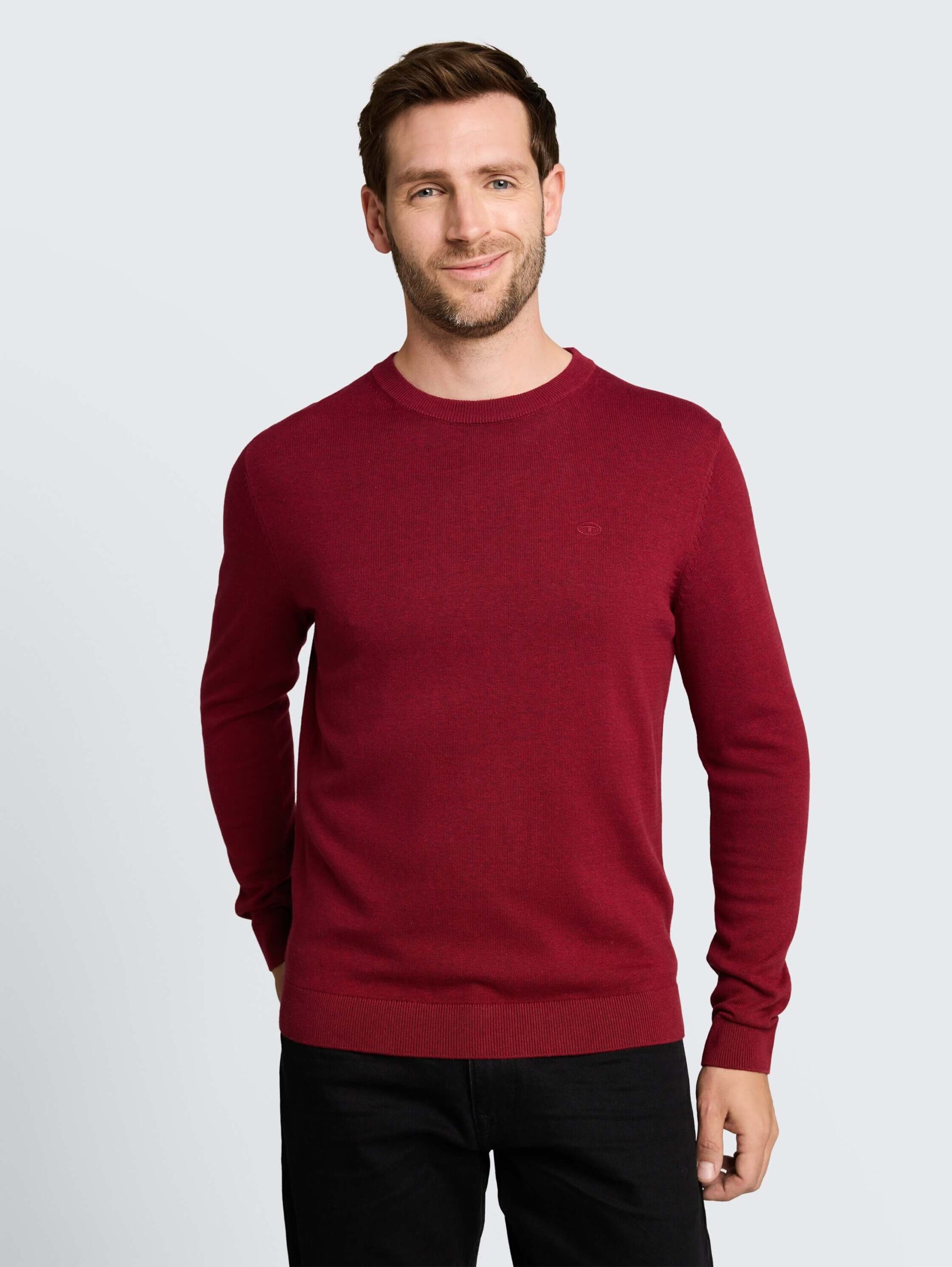 basic crewneck knit