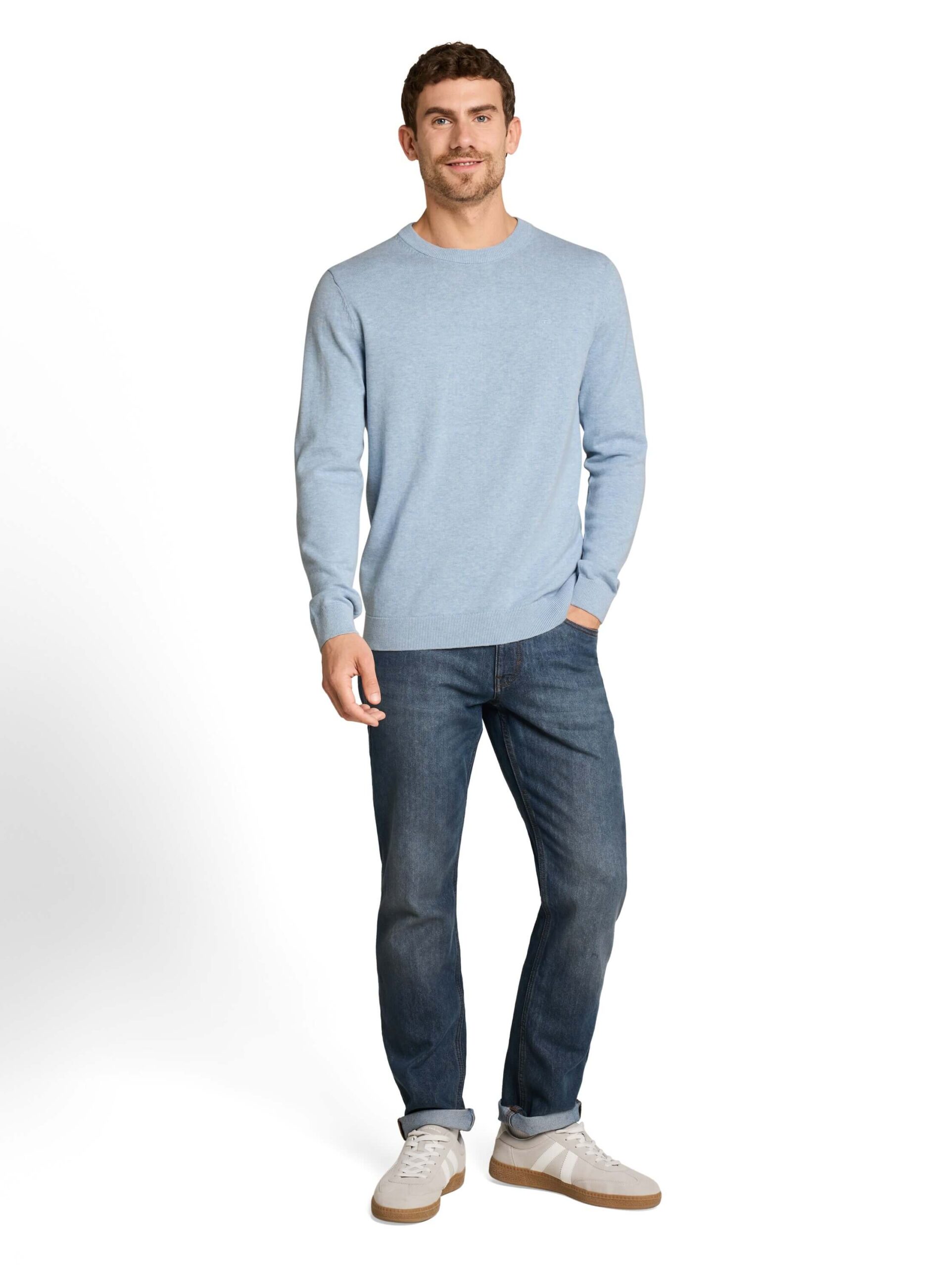 basic crewneck knit