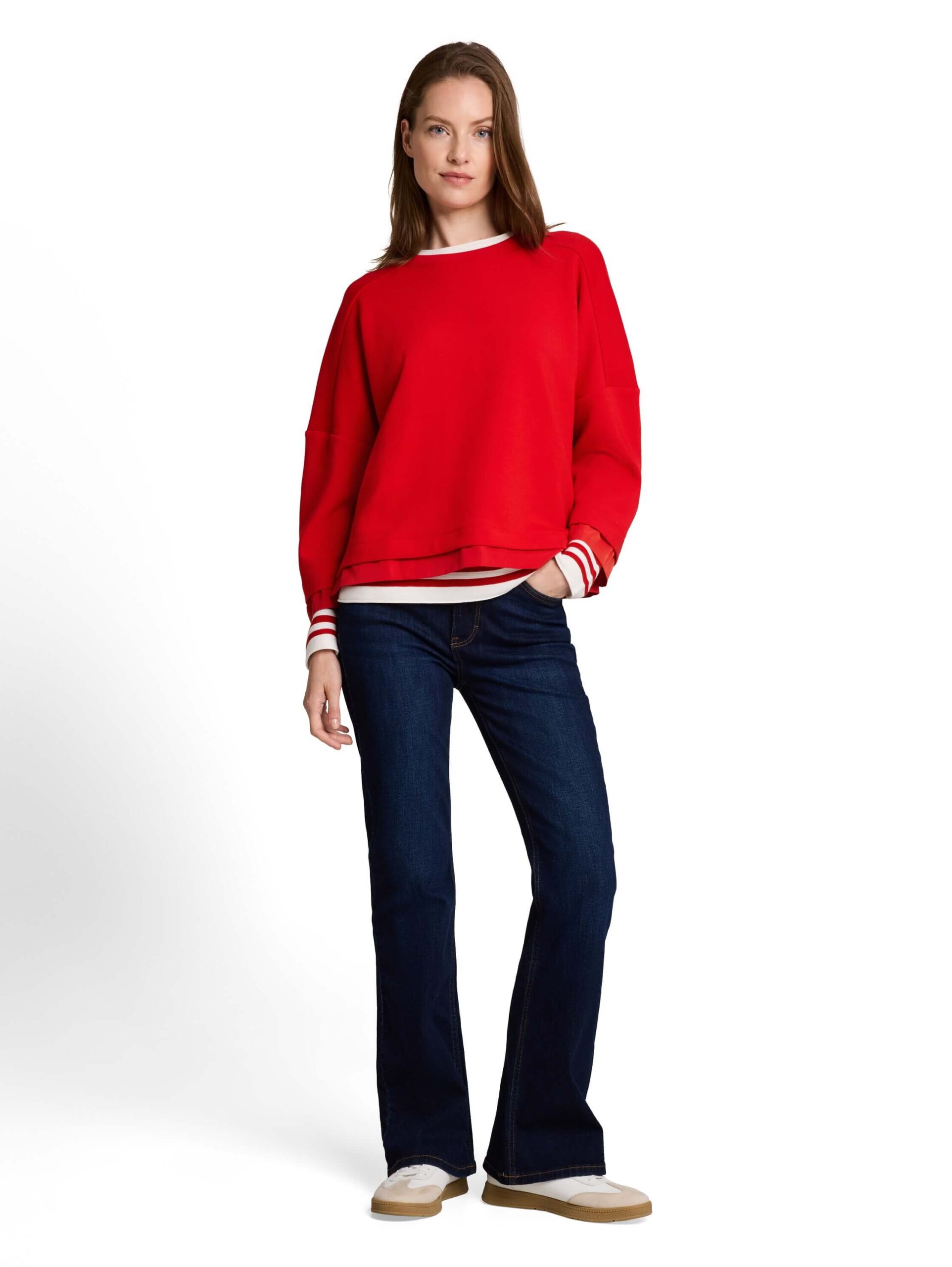 Sweatshirt boxy shape nylon details